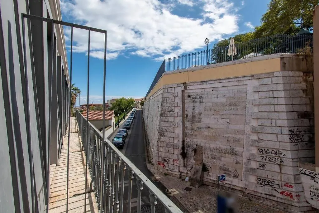 Liberdade Stylish Attic Apt With Ac And City View Lisboa
